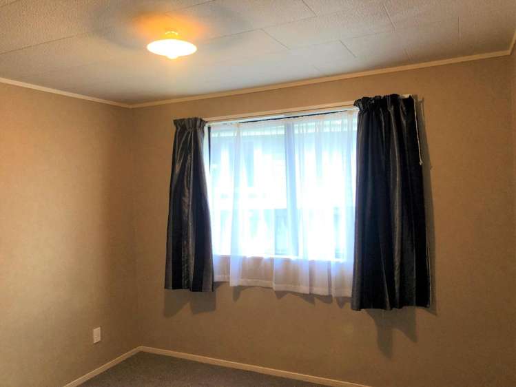 128 Brookfield Street 1074_11