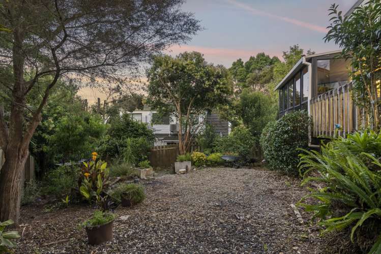 3/36a Salisbury Road Birkdale_14