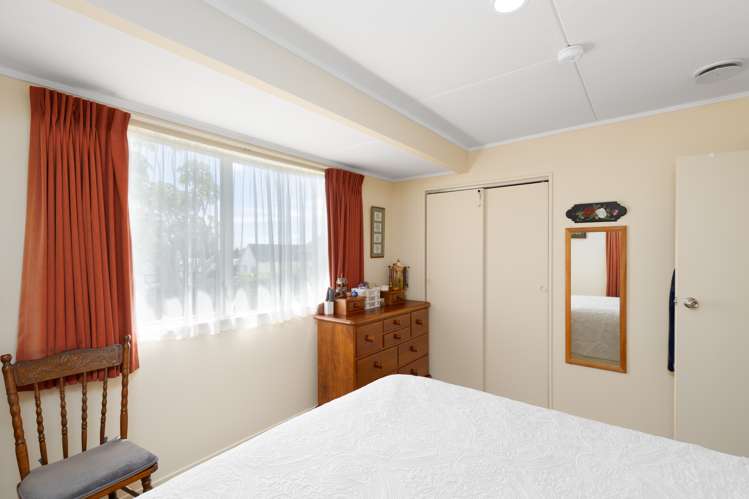 6 Milne Place Merrilands_11