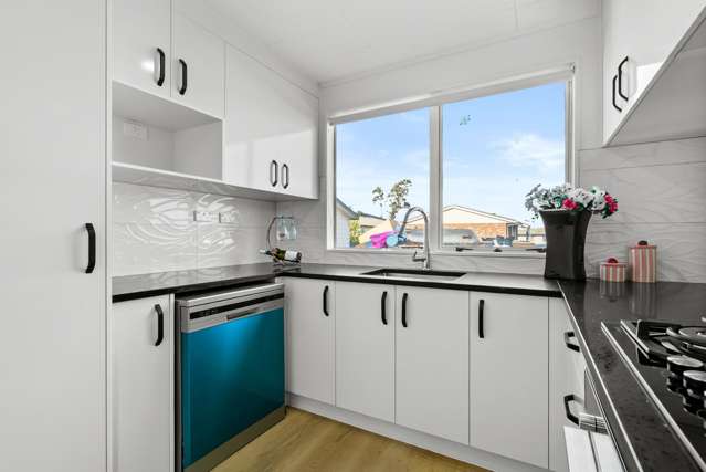 2/33 Secretariat Place Randwick Park_3