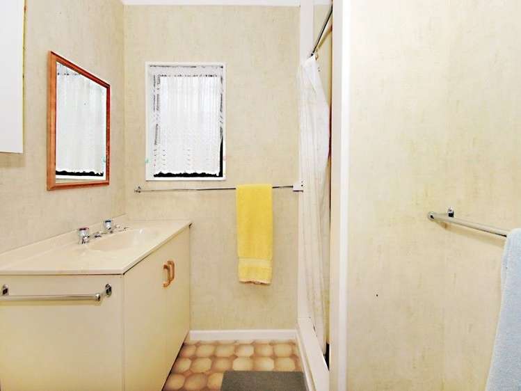 2/13 Dixon Street Carterton_11