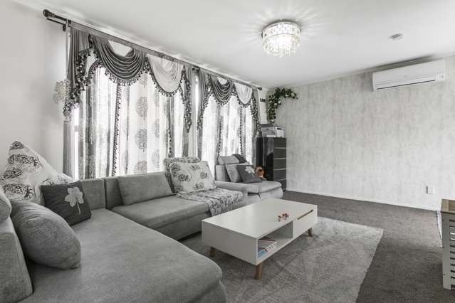 2/116 Beaumonts Way Manurewa_1