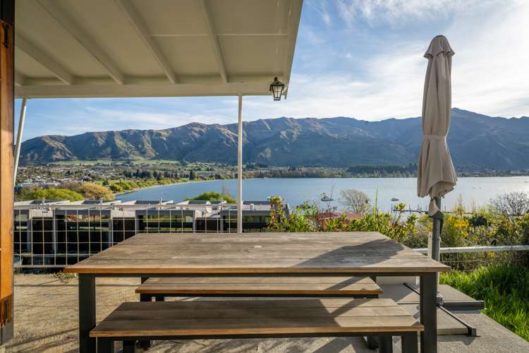 57 Lakeside Road Wanaka_9