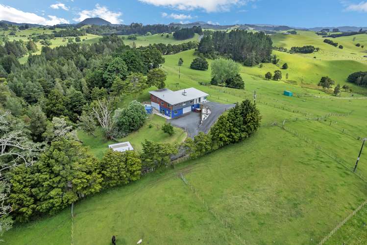 26 Old School Road Maungakaramea_33