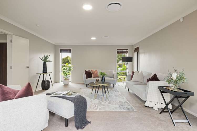 5 Camberley Way Huntington_10