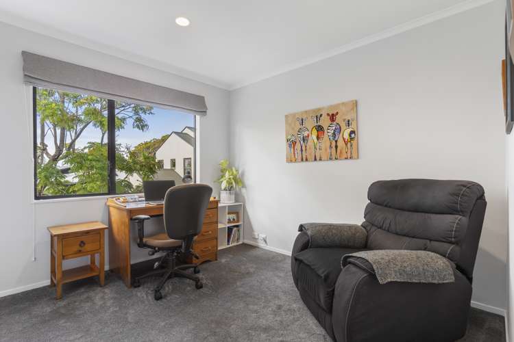 2/39 Oliver Street Point Chevalier_16