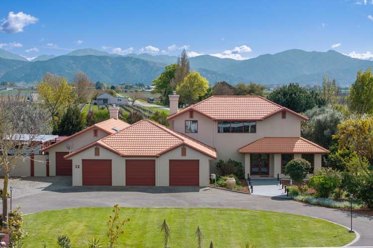 32 Bradleigh Park Fairhall_45