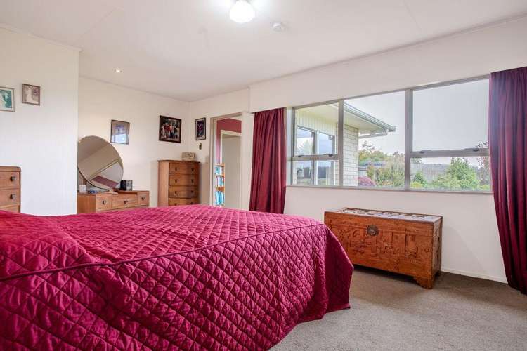 63 McPhee Street Dannevirke_11