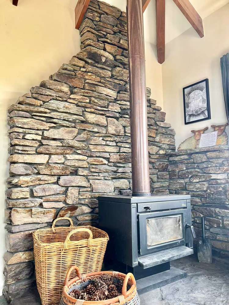 1 Burnett Place Lake Tekapo_8