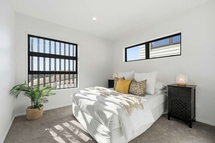 Lot 2-3/58 Marlborough Avenue Glenfield_23