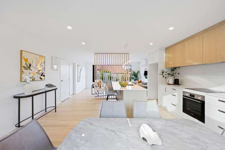 75e Glenmore Road Sunnyhills_8