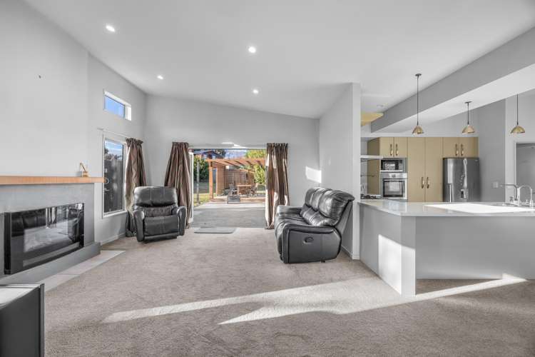 7 Ellie Place Lake Hawea_3
