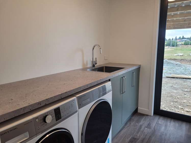 12 Willett Way Te Anau_15