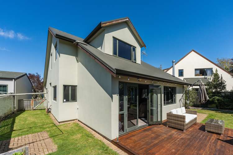 3 Antrim Place Rangatira Park_14