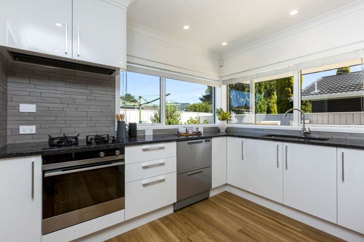 16 Comeskey Grove Elderslea_10