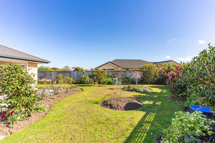 22 Kowi Lakes Drive One Tree Point_21