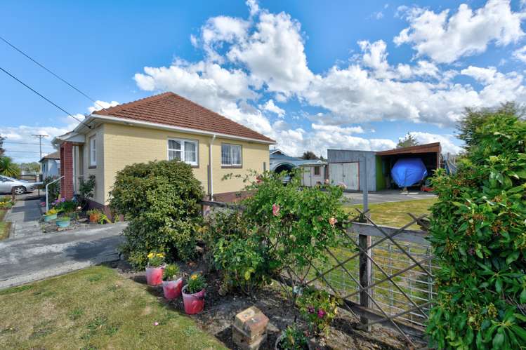 2 Churchill Avenue Gore_7