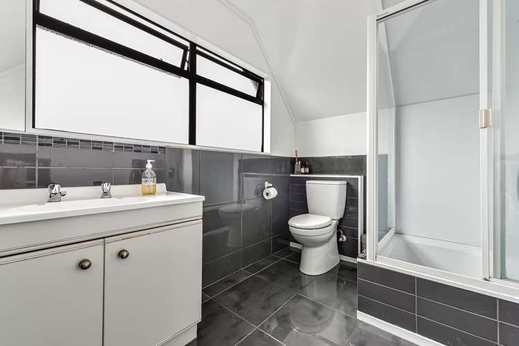 17 Cherrywood Street Pukete_12