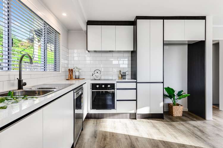 19 Phoenix Place Dinsdale_5