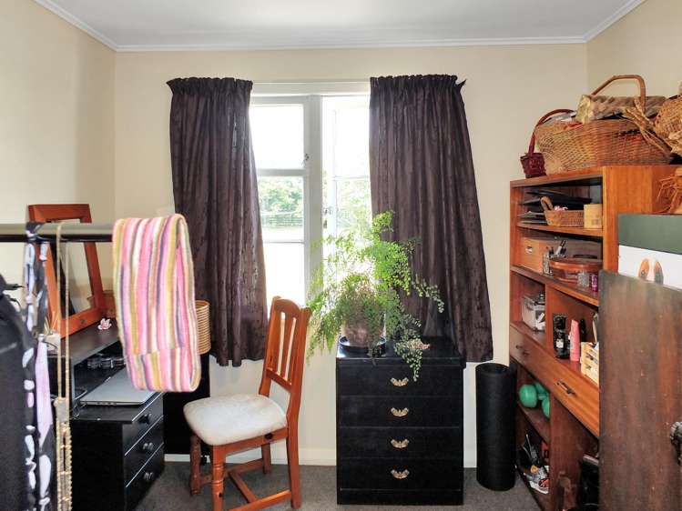 10 Easton Street Foxton_12