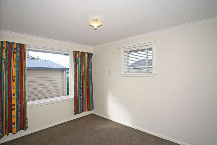 14 Seymour Street Hornby_14