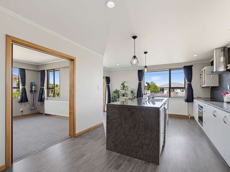 83 Coutts Road_5