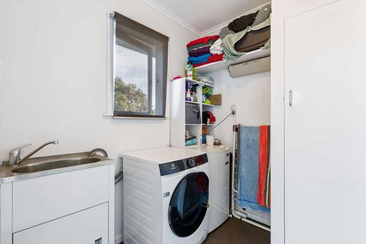 10 Shirley Avenue Papakura_13