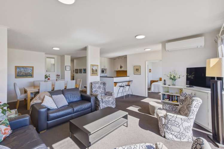 7/27 Shelbourne Street_3