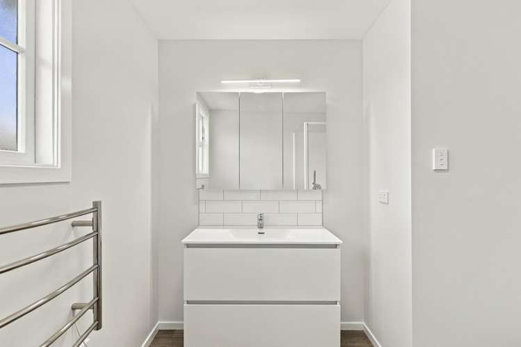 61 Parsons Street 2157_17