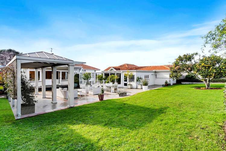 15 Maungakiekie Avenue Greenlane_19