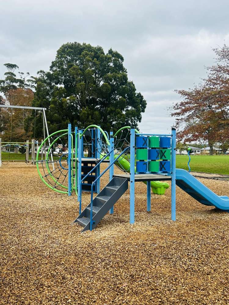 55 Russell Road Huntly_27
