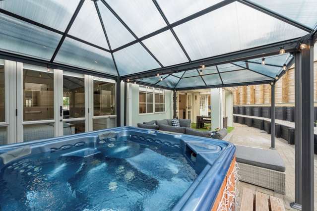 17 Godwin Court Unsworth Heights_2
