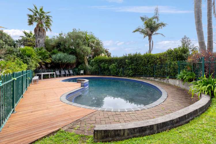 12 Greenway Rise Gulf Harbour_24