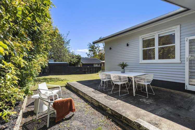 24 Sunray Avenue Titirangi_6