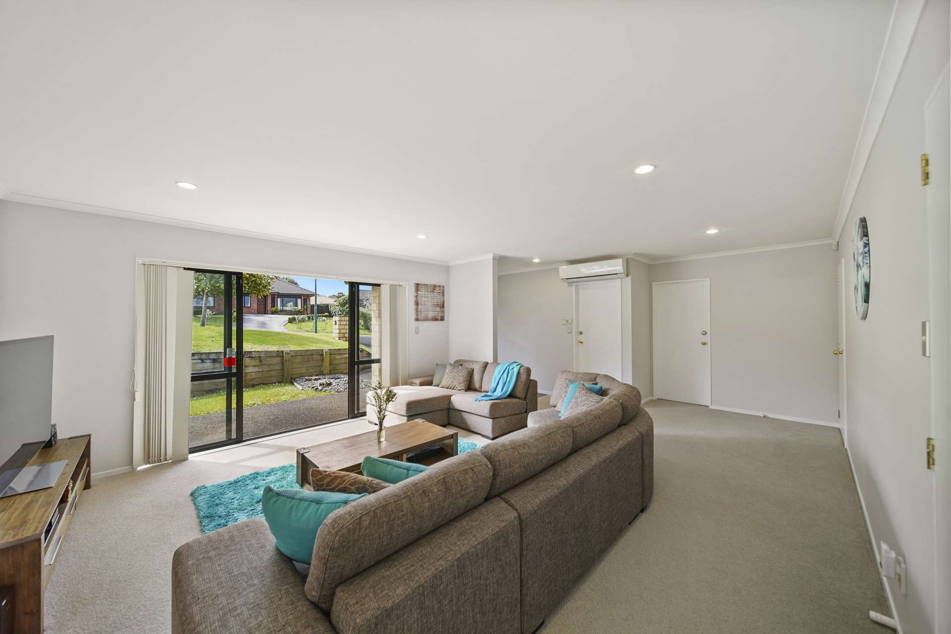 38 Saralee Drive Manurewa_0