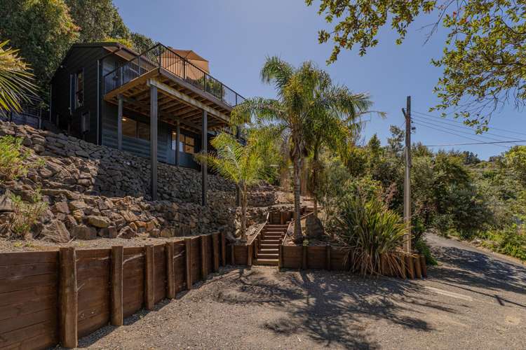 2470 Wyuna Bay Road_4