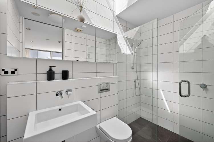 8/8A Settlers Crescent Ferrymead_15