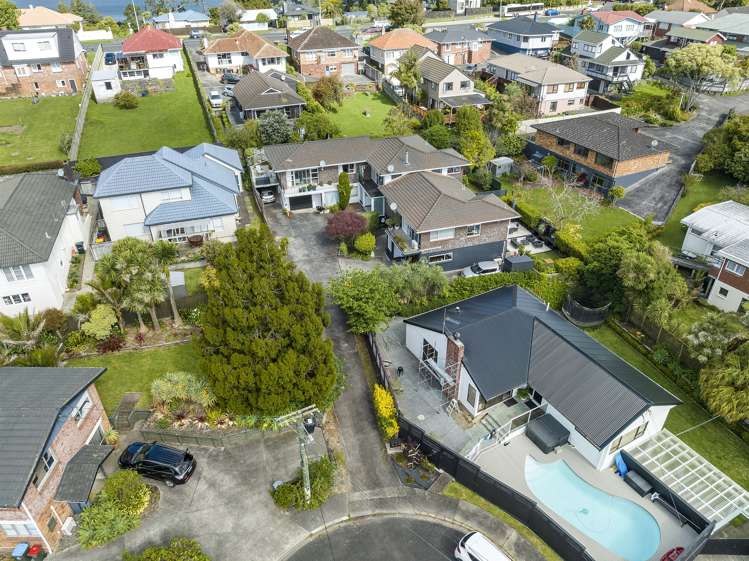 2/5 Goad Crescent Hillsborough_31