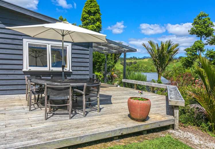 37 Kapowai Road Coroglen_21