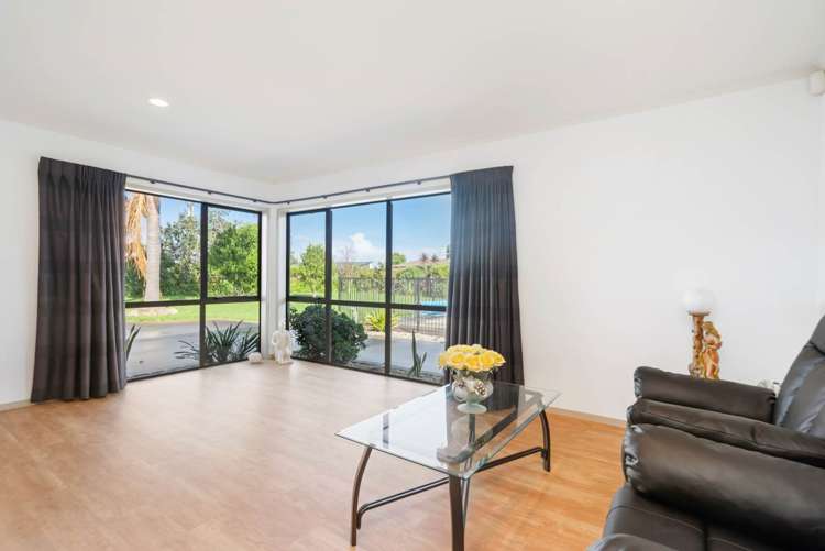 10 Glengarry Lane Tamaterau_17