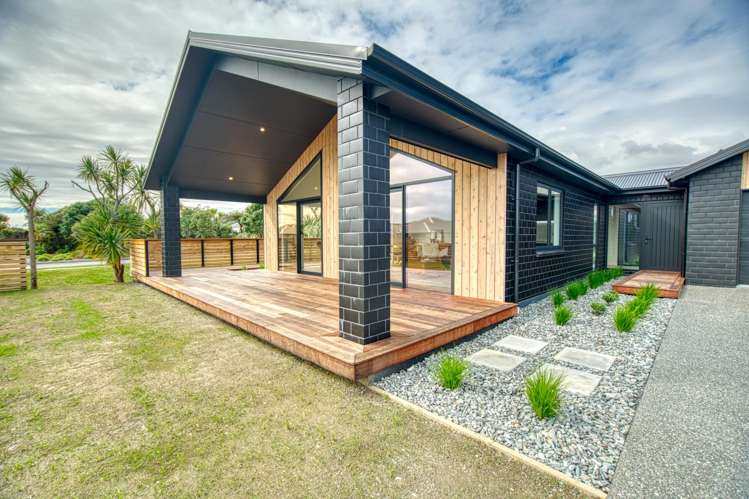 61 Ashley Drive_3