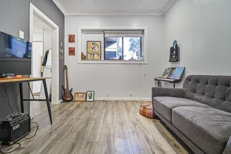 705 Massey Street Akina_12