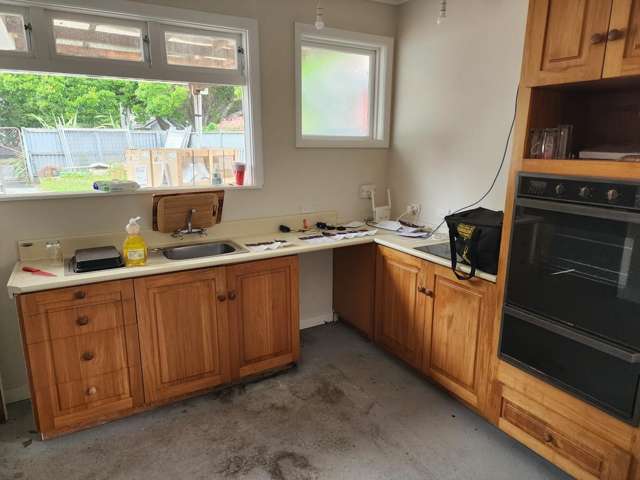 Whole Building/10 Tararua Street Trentham_4