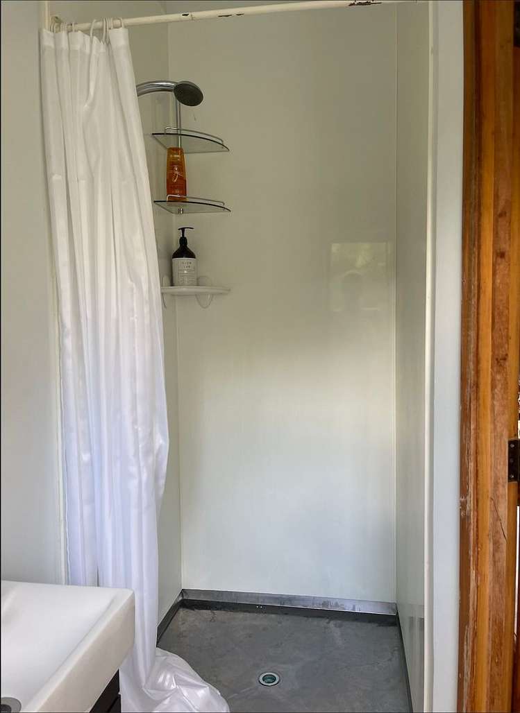 Address withheld Waiatarua_13