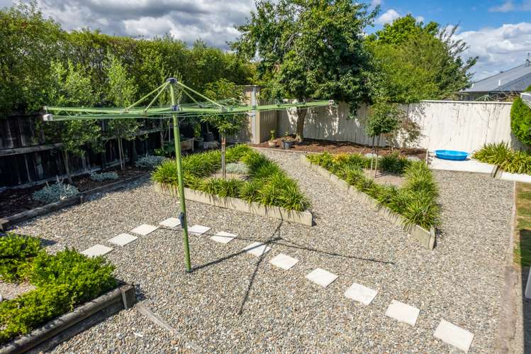 59 Aldinga Avenue Stoke_16