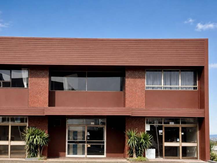 2/231 Hinemoa Street_0
