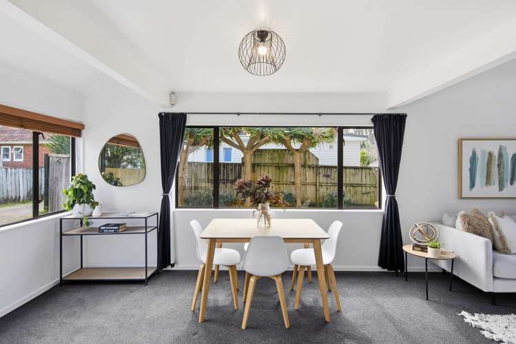 2/5 Himikera Avenue Avondale_7