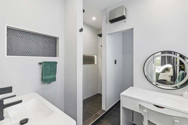 2 Weld Street Levin_11