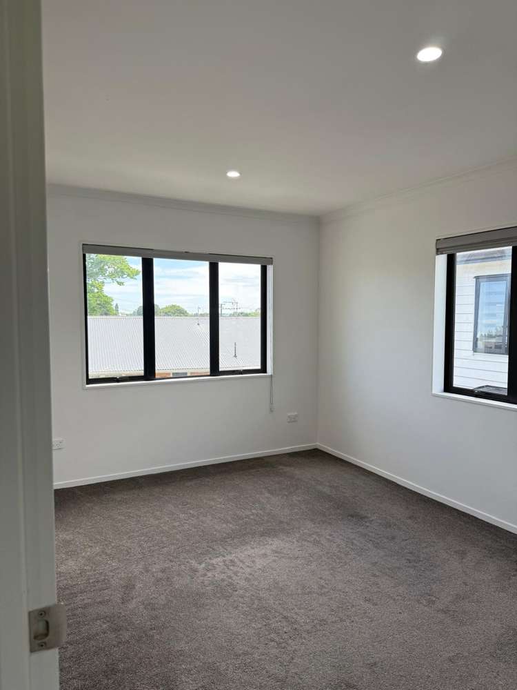 183A GRAY AVENUE Papatoetoe_13