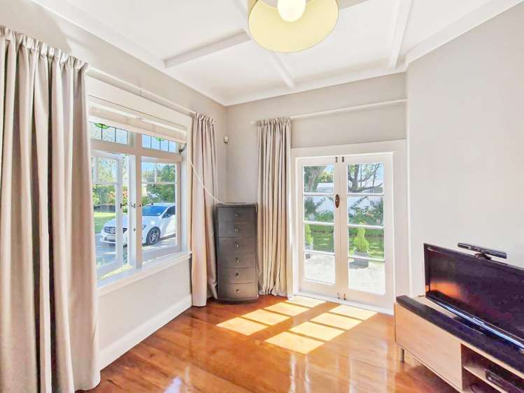 101 Cameron Road 11555_15